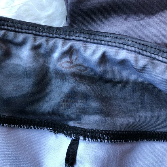 REI Prana Roxanne Marble Leggings Medium Tie Dye Marbleized Tight Crop Capri - Picture 3 of 5